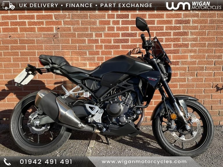 image for HONDA CB300R (CBF300NA-N), 24 REG 406 MILES, TAIL TIDY, FLY SCREEN, FRAME SLI...