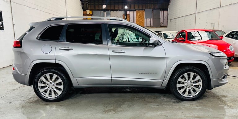 2016 Jeep Cherokee 2.2 Multijet 200 Overland 5dr Auto ESTATE DIESEL Automatic