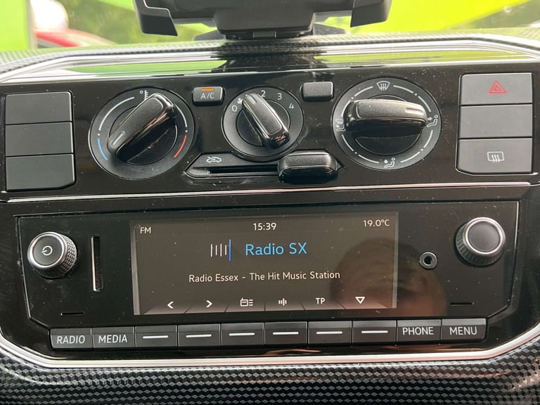 2017 Volkswagen up! 1.0 Move Up 5dr Hatchback Petrol Manual