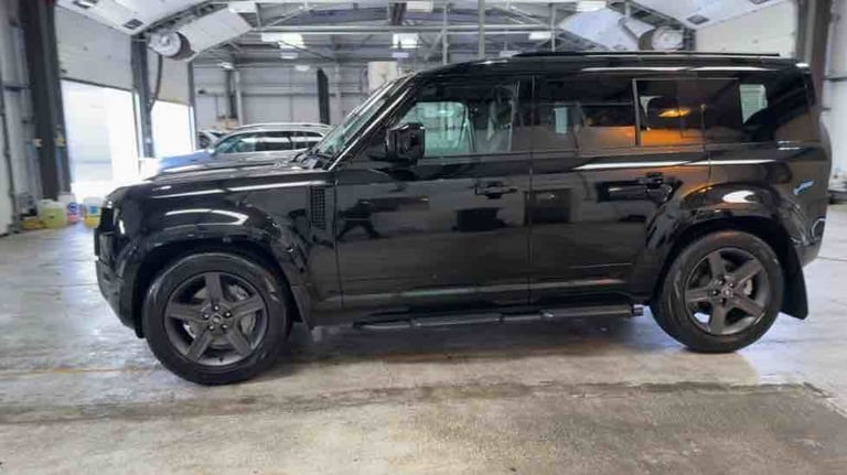 2025 Land Rover Defender 110 3.0 D350 MHEV X-Dynamic SE SUV 5dr Diesel Auto 4WD Euro 6 (s/s) (350...