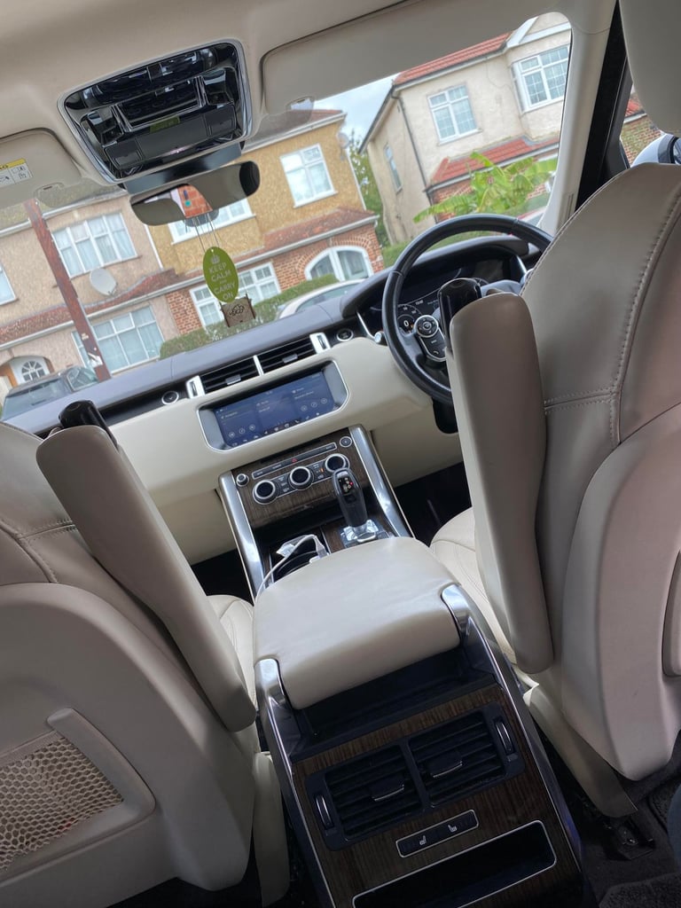 2017 RANGE ROVER SPORT Semi-Auto, 2993 (cc), 5 doors