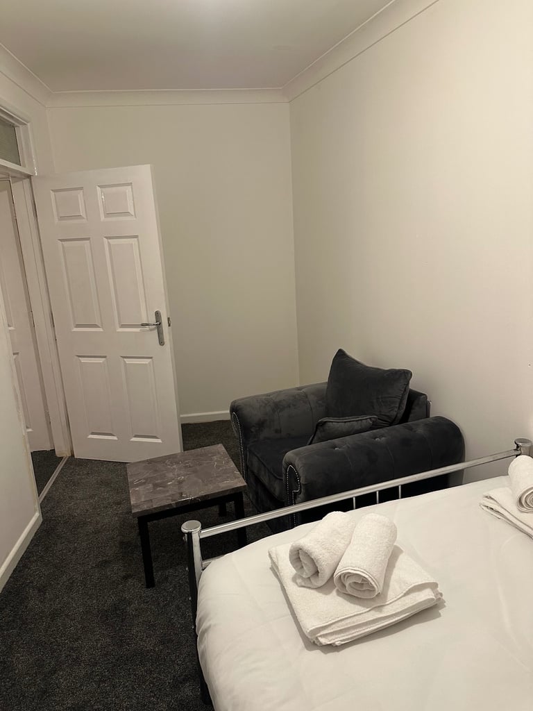 Ground floor 2 bed flat 