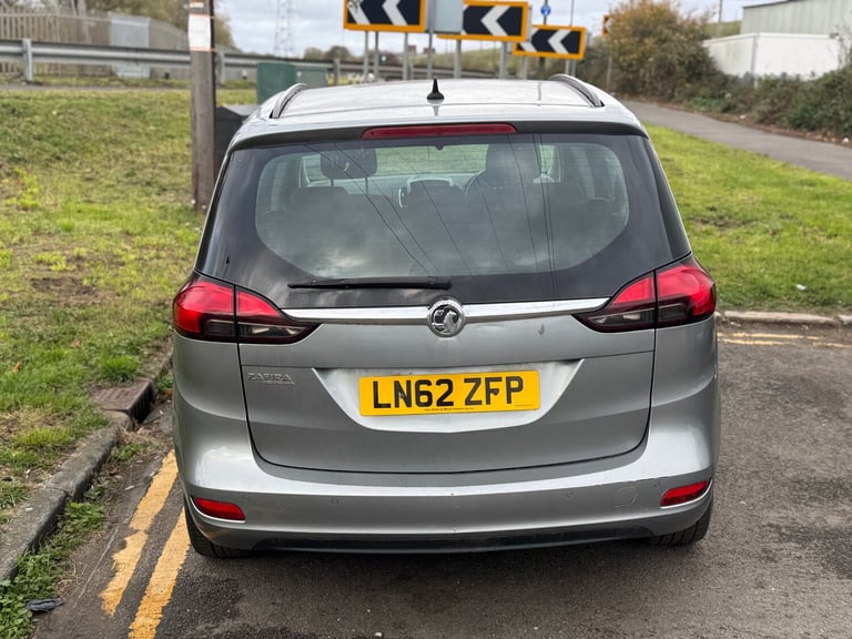 2012 Vauxhall Zafira 1.8i Exclusiv 5dr MPV Petrol Manual