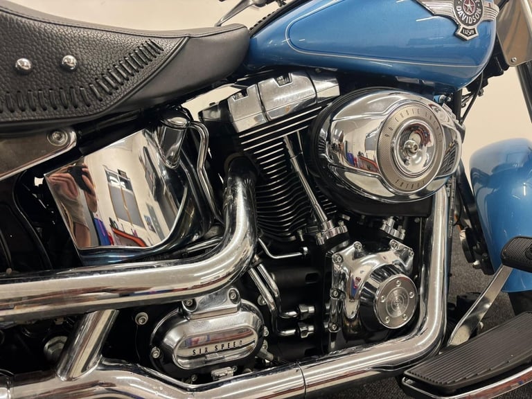 HARLEY DAVIDSON FLSTF FAT BOY ** VERY LOW MILEAGE - STUNNING - 12 MONTH MOT **