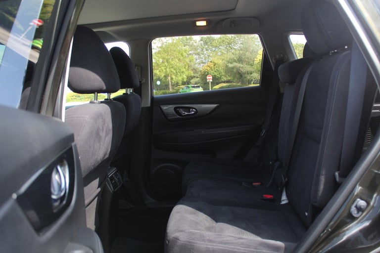 2014 Nissan X-Trail 1.6 dCi N-Tec 5dr 4WD ESTATE DIESEL Manual