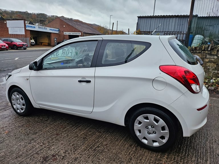 2014 Hyundai i20 1.2 Classic 3dr HATCHBACK Petrol Manual