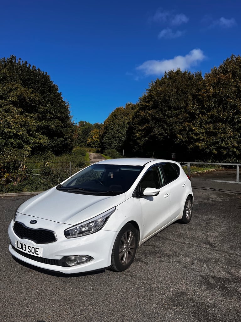 Kia, CEED, Hatchback, 2013, Manual, 1582 (cc), 5 doors ***£20 ROAD TAX*** HUGE SPEC