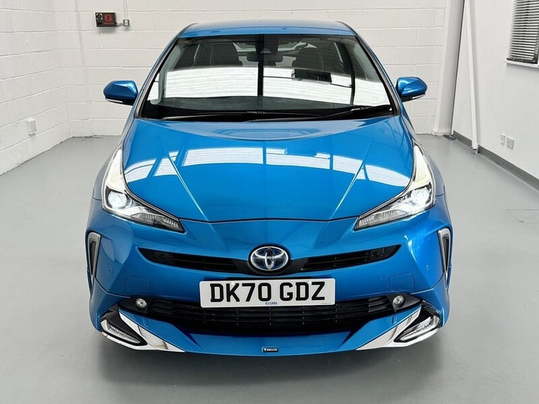 2025 Toyota Prius Vvt-I Active Hatchback HYBRID ELECTRIC Semi Automatic