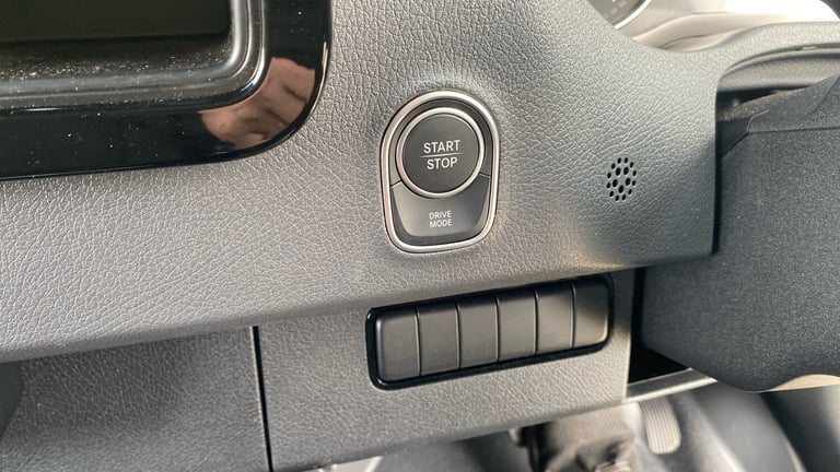 2025 Mercedes-Benz Sprinter 100kW 113kWh Pro Van Auto PANEL VAN ELECTRIC Automatic