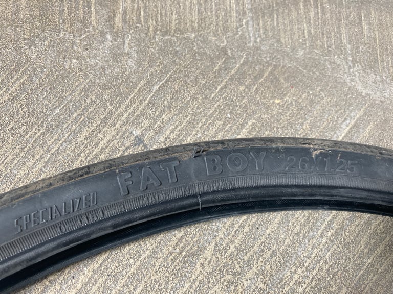 Specialized Fatboy 26x1.25 Bike Tyre, Hight resistance, Anti puncture, Only two months used