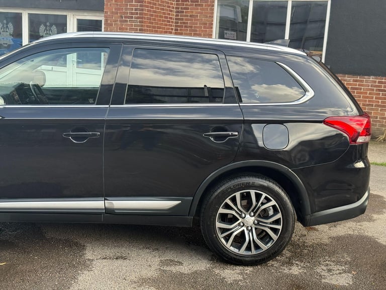 2018 Mitsubishi Outlander 2.2 DI-D 4 4WD Euro 6 (s/s) 5dr ESTATE Diesel Manual