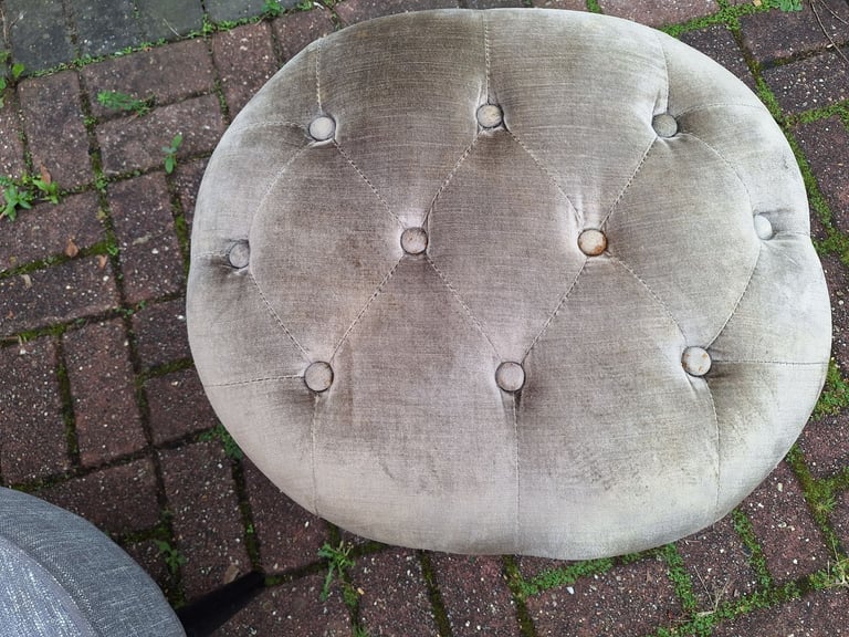 Foot stool 