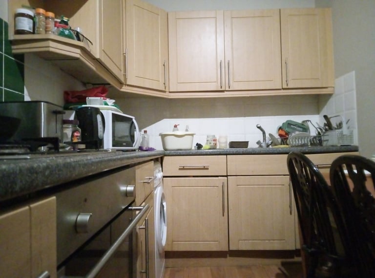 Long or short term accommodation in quiet flat 