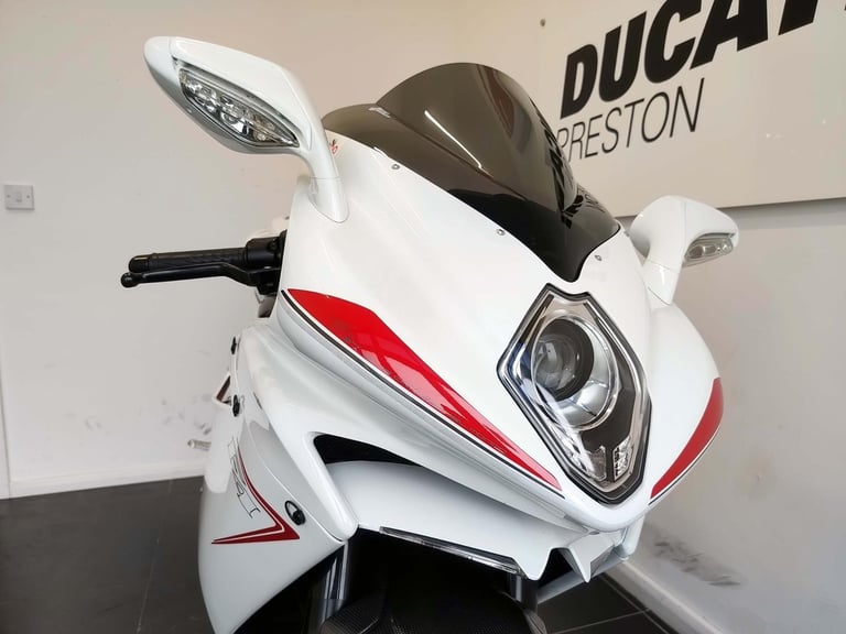 2015 MV Agusta F4 1000 White 1,135 Miles | £256 Dep & £256 pcm 7.9% APR