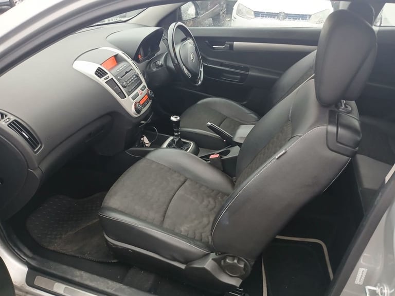 2009 Kia Pro Ceed 1.6 3 Hatchback 3dr Petrol Manual (152 g/km, 124 bhp) Hatchback Petrol Manual - Image 11