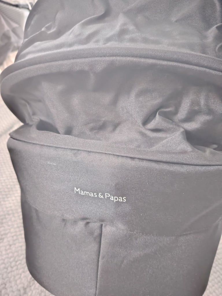 Free mamas and papas Zoom carry cot 