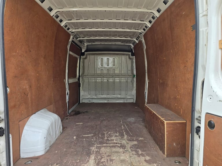 2020 PEUGEOT BOXER 2.2 BlueHDi LWB L3 H2 Professional Van 140ps (LOW MILEAGE)