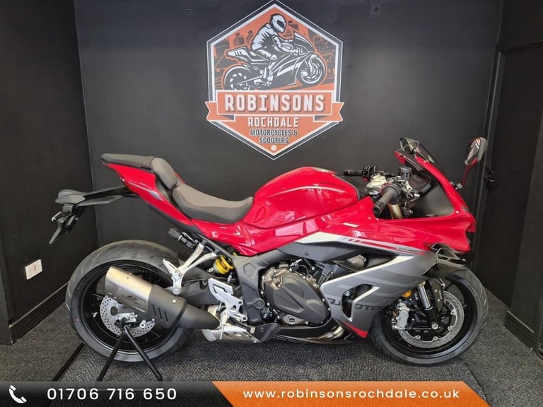 image for The New QJ Motor SRK800 rr, stunning looking sports bike from QJ.