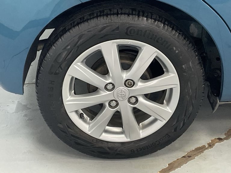 2013 Toyota Yaris 1.33 Dual VVT-i TR Hatchback 5dr Petrol Manual Euro 5 (101 ps) - AA INSPECT Hat...