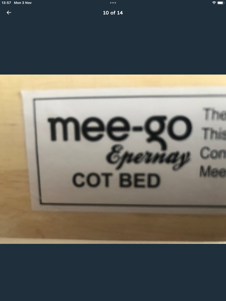Cot stunning quick sale ❤️