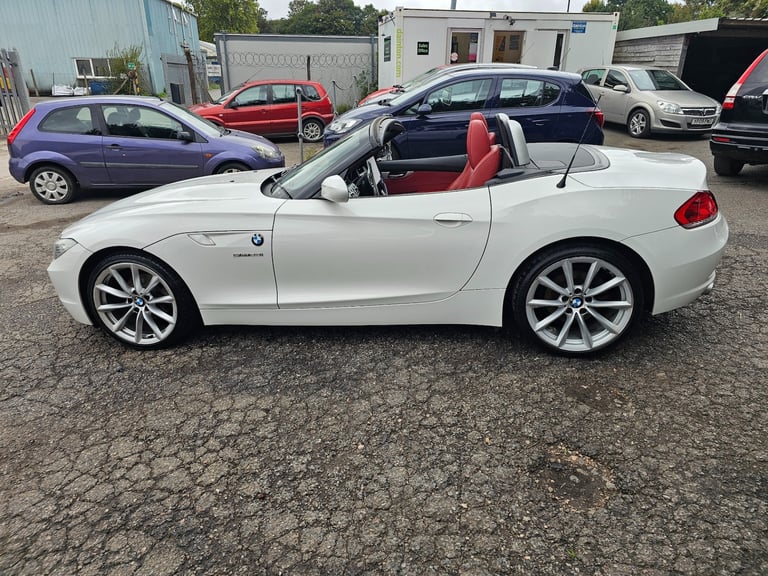 2011 BMW Z4 23i sDrive Highline Edition 2dr CONVERTIBLE Petrol Manual