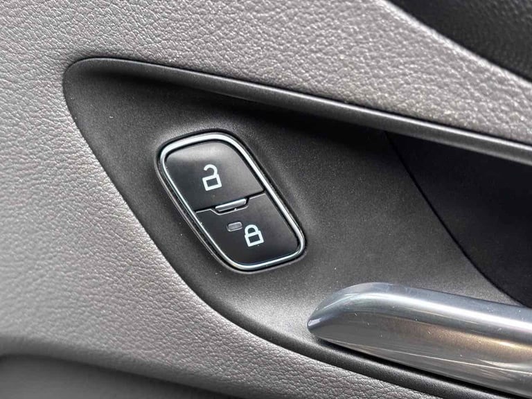 2022 Ford Transit Custom 2.0 320 Limited 6 Seater Crew Van Double Cab 5dr Diesel Auto L1 H1 Euro ...