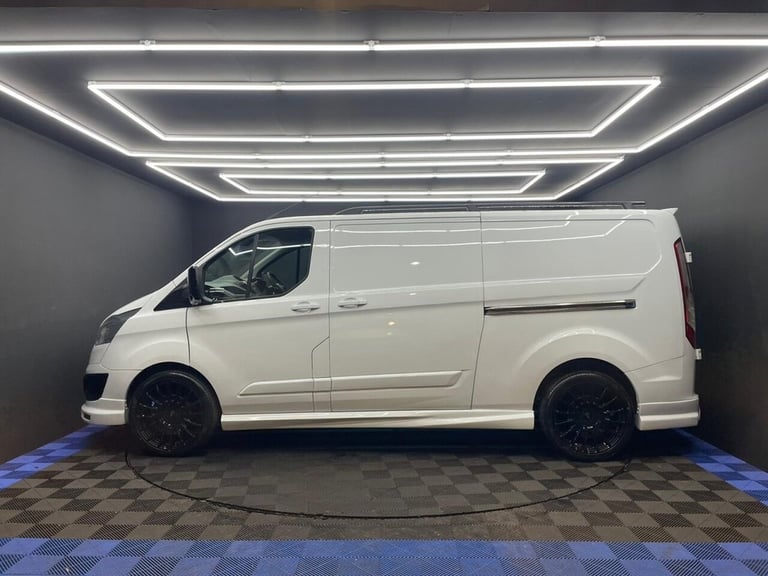 2015 Ford Transit Custom 2.2 TDCi 125ps Low Roof Trend Van PANEL VAN DIESEL Manual