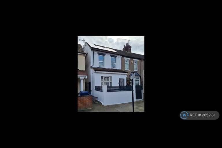 image for Studio flat in Inverness Road, Southall, UB2 (#2652131)