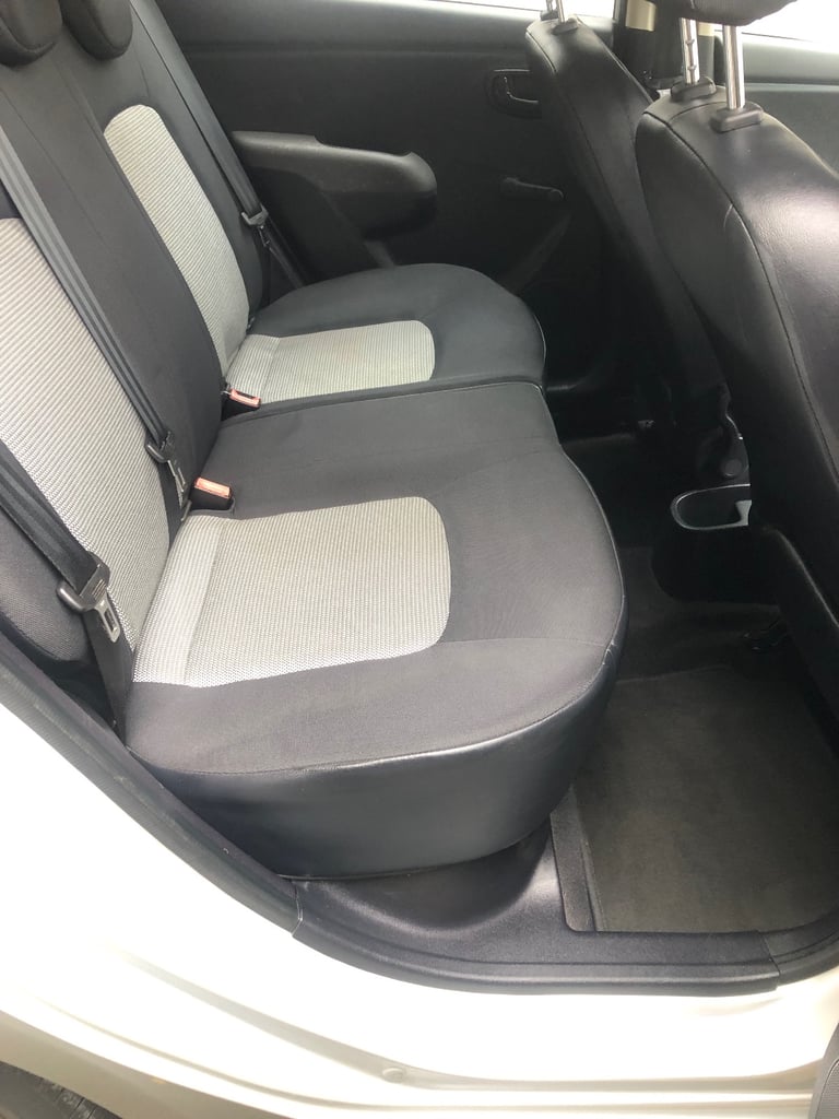 Hyundai, I10, Hatchback, 2009, Manual, 1248 (cc), 5 doors