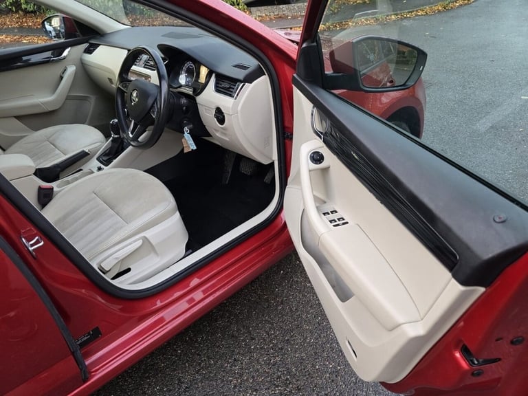 2017 Skoda Octavia 1.6 TDI SE L Estate 5dr Diesel DSG Euro 6 (s/s) (115 ps) Estate Diesel Automatic