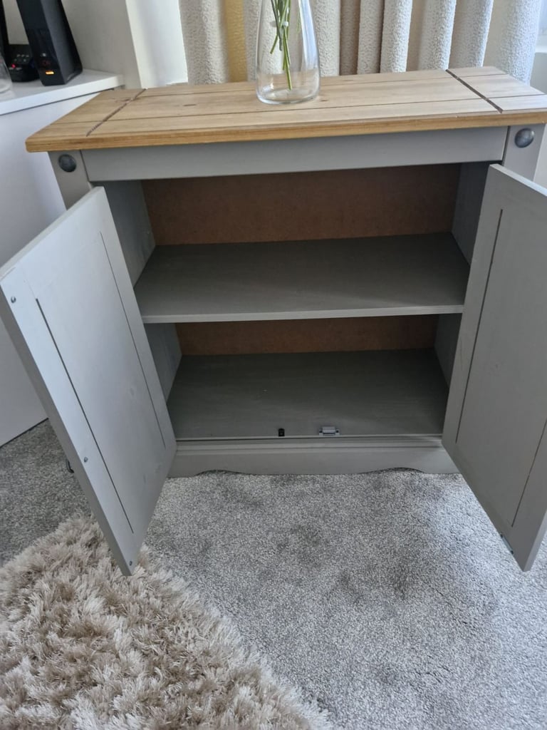 Sideboard 2 door cupboard