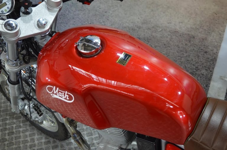 MASH TT 40 CAFE RACER 400 2020
