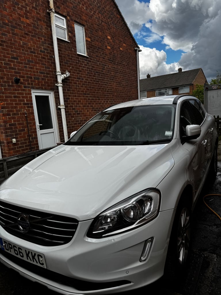 Volvo, XC60, Estate, 2017, Manual, 1969 (cc), 5 doors