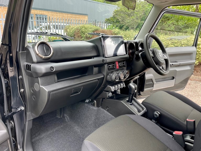 2024 Suzuki Jimny 1.5 AUTO JC 4X4 * BRAND NEW 4 SEATS REVERSE CAMERA APPLE PLAY 4x4 Petrol Automatic