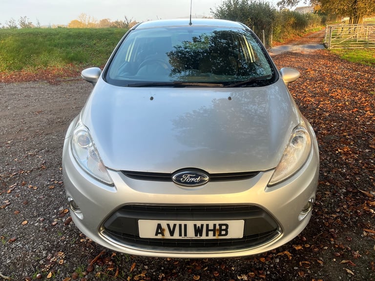 FORD FIESTA 1.25 PETROL MANUAL 5 DOOR HATCHBACK - LONG MOT AND FULL SERVICE HISTORY