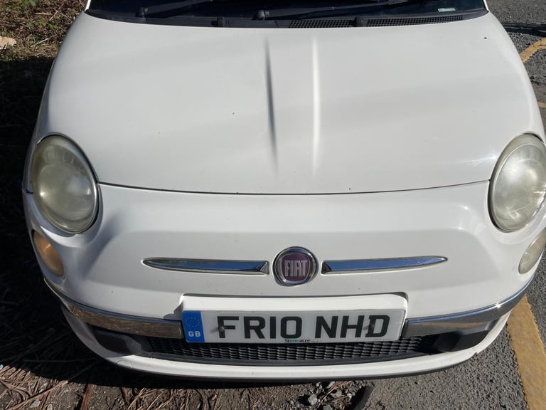 FIAT 500 1.2 LOUNGE S/S 10 REG WHITE 3 DOOR MOT MARCH 27TH 2026 TAX £35 SERVICE HISTORY 50+MPG