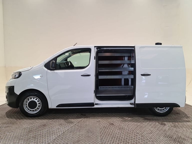 PEUGEOT EXPERT 1.5 BLUEHDI 1000 PROFESSIONAL PREMIUM 100 BHP MWB DIESEL