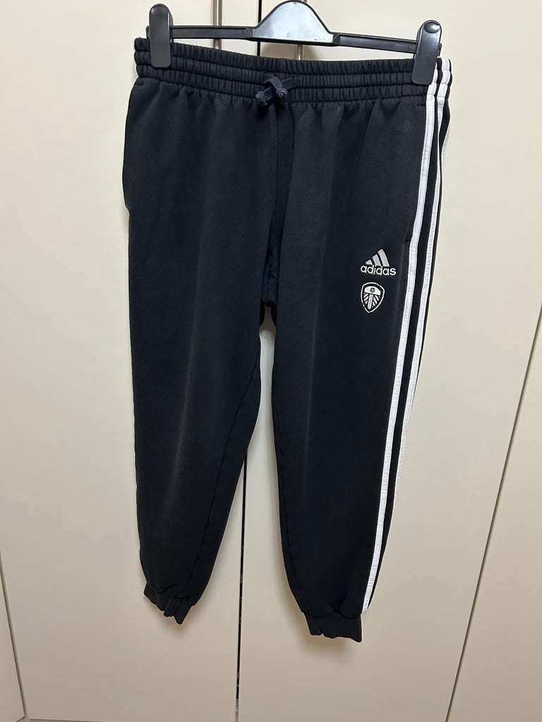 image for Men’s Leeds United Adidas bottoms 