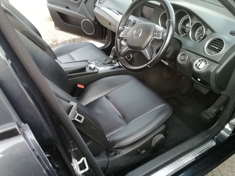 Mercedes-Benz, C CLASS, Saloon, 2014, Semi-Auto, 2143 (cc), 4 doors