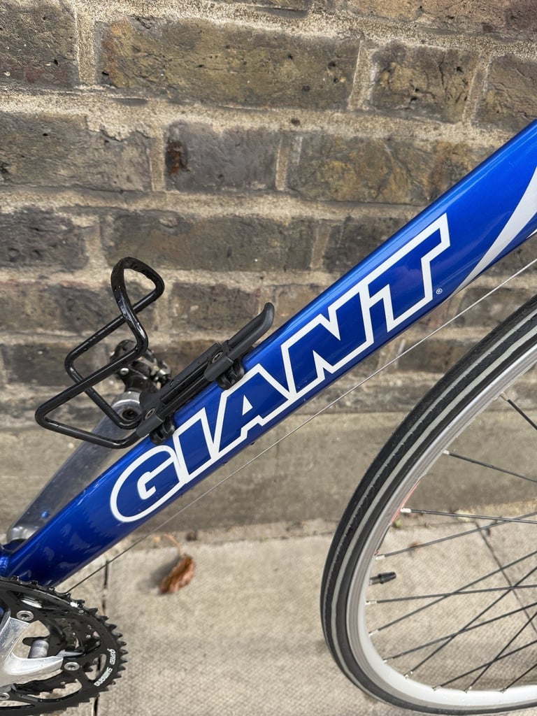 Giant Bike - Size Medium - Free delivery