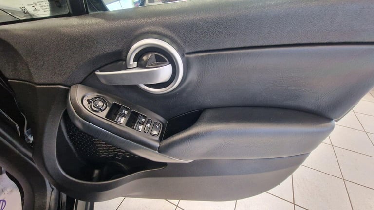 2017 Fiat 500X 1.6 MultiJetII Cross Euro 6 (s/s) 5dr HATCHBACK Diesel Manual