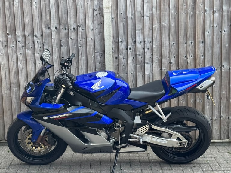 HONDA CBR 1000 RR FIREBLADE 2006 (06) SUPER SPORT 