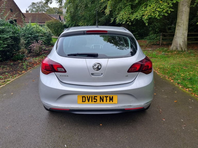 2015 Vauxhall Astra SRI 1.6