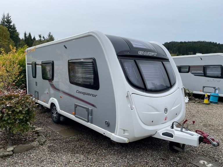 image for 2011 Swift conqueror 530