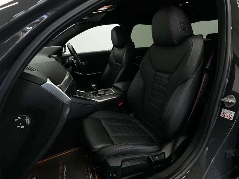 2021 BMW 3 Series 2.0 330e 12kWh M Sport Pro Edition Auto Euro 6 (s/s) 4dr SALOON Petrol/Electric...