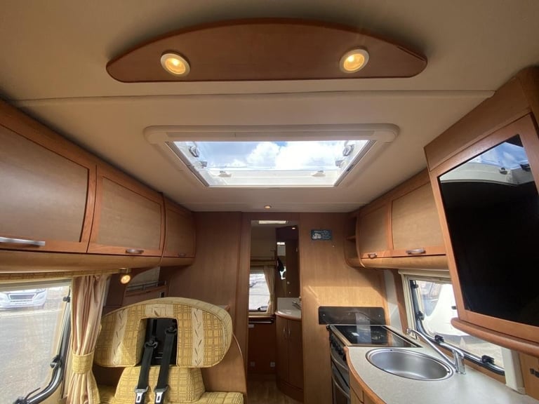 2004 (54) BESSACARR E445 4 BERTH MOTORHOME