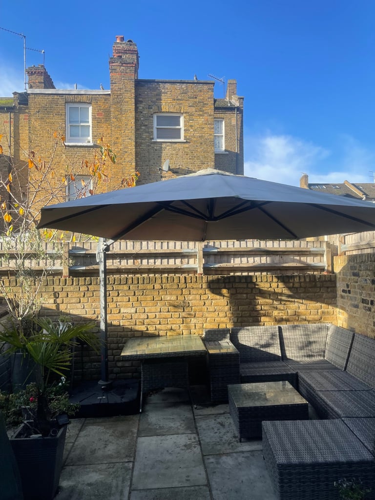 Garden Grey Umbrella Sun Shade Cantilever Large 3m  2 Bases Inc Outdoor Parasol