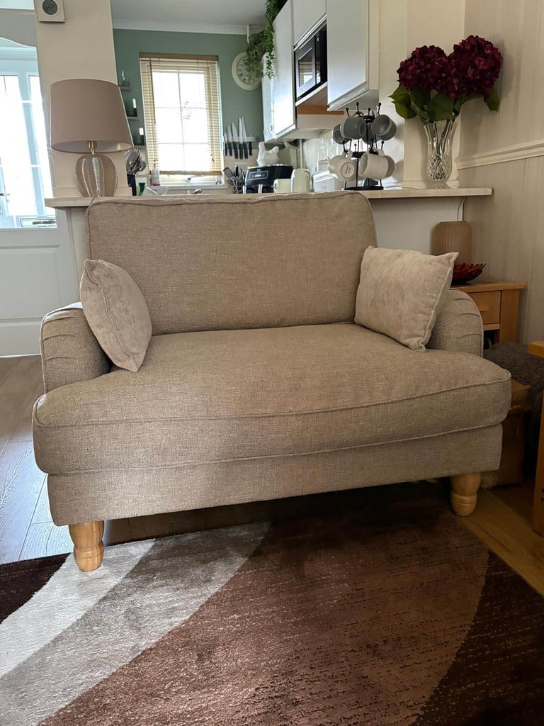 image for Snuggle seat