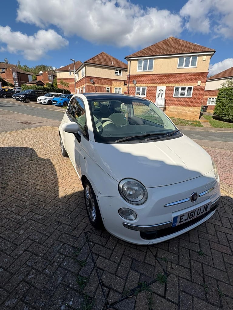 Fiat, 500, Hatchback, 2011, Semi-Auto, 875 (cc), 3 doors