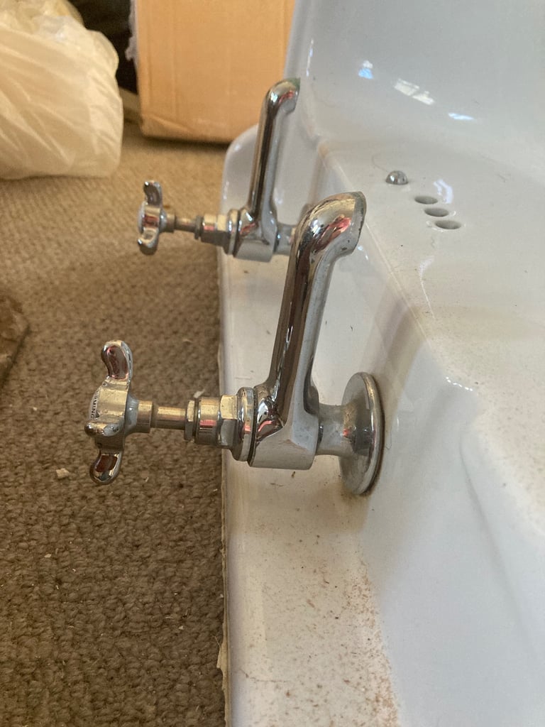 Victorian style pedestal basin with taps